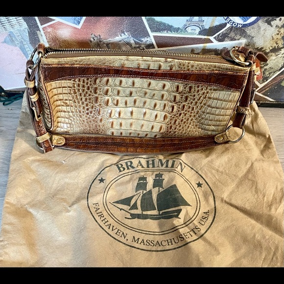 DESIGNED BY BRAHMIN!!! Wonderful Condition, Shoulder Purse. - Picture 1 of 7